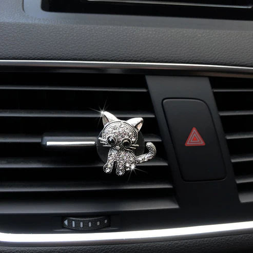 Retro Cute Kitten Car Ornament – Dashboard Cat Figurine Accessory for Interior Decoration & Gift | Kawaii Style Car Decor (UAE Edition)
